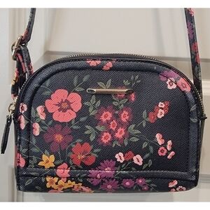 Apt. 9 Black w/floral print Crossbody Purse Handbag